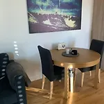 Lazy Deer - *