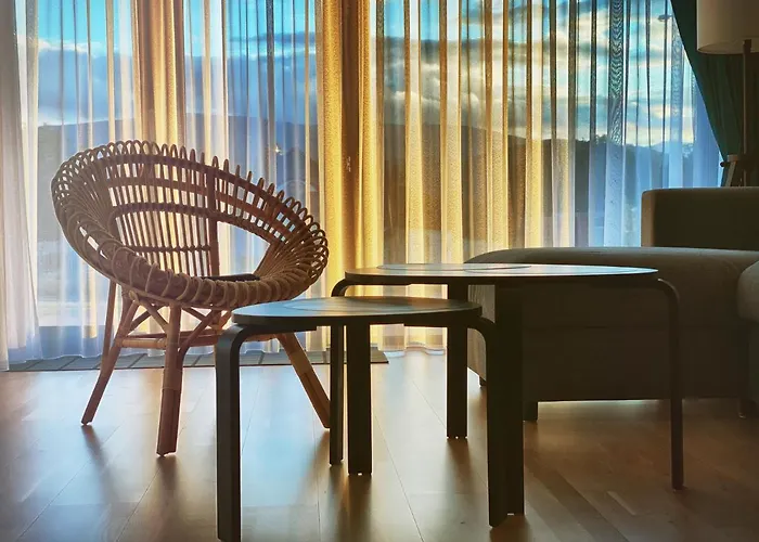 Lazy Deer - 옐레니아구라